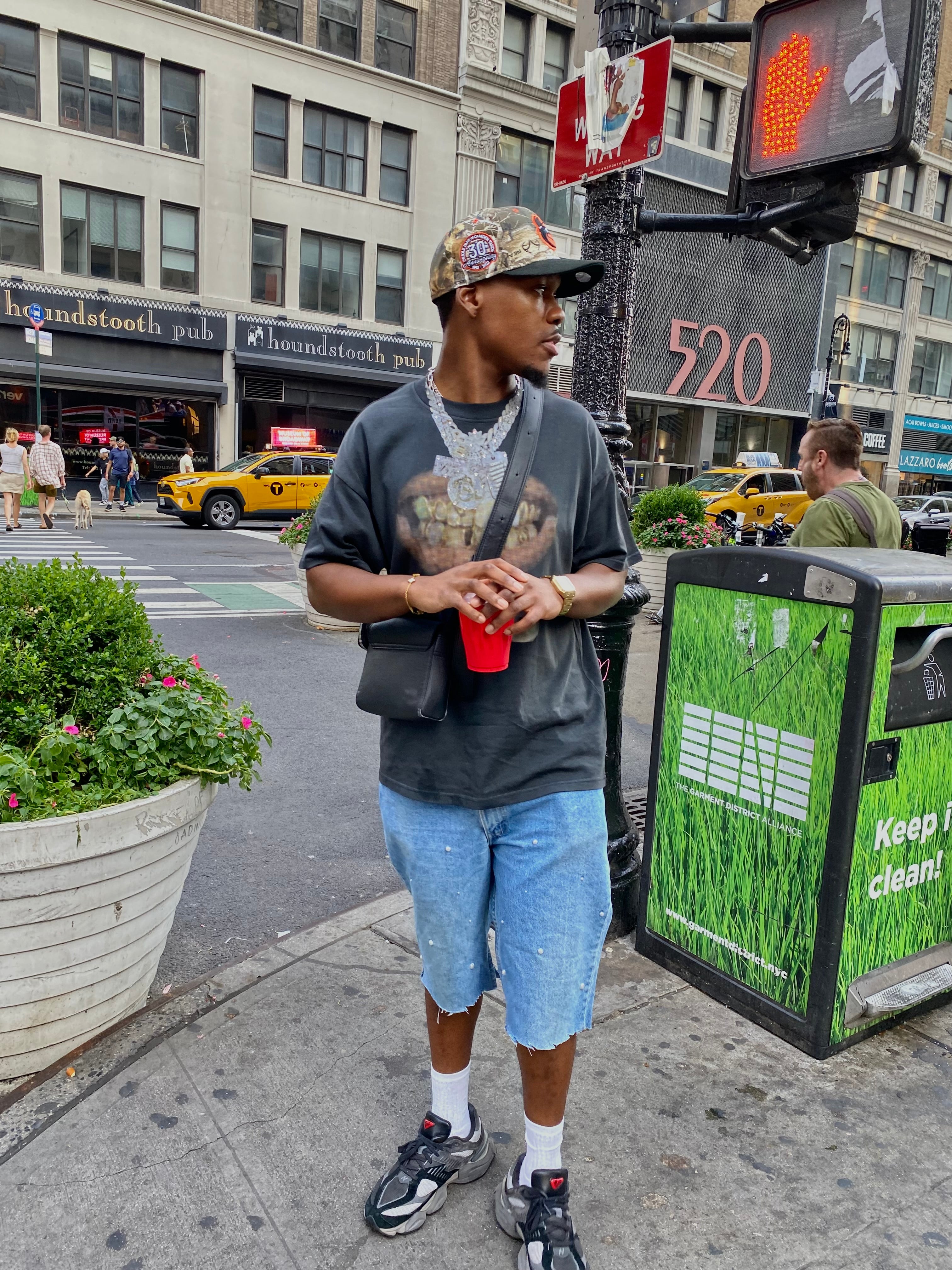 BREADRIN® Grillz T-Shirt